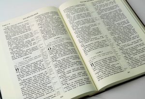 Библия настольная большая — изображение 3